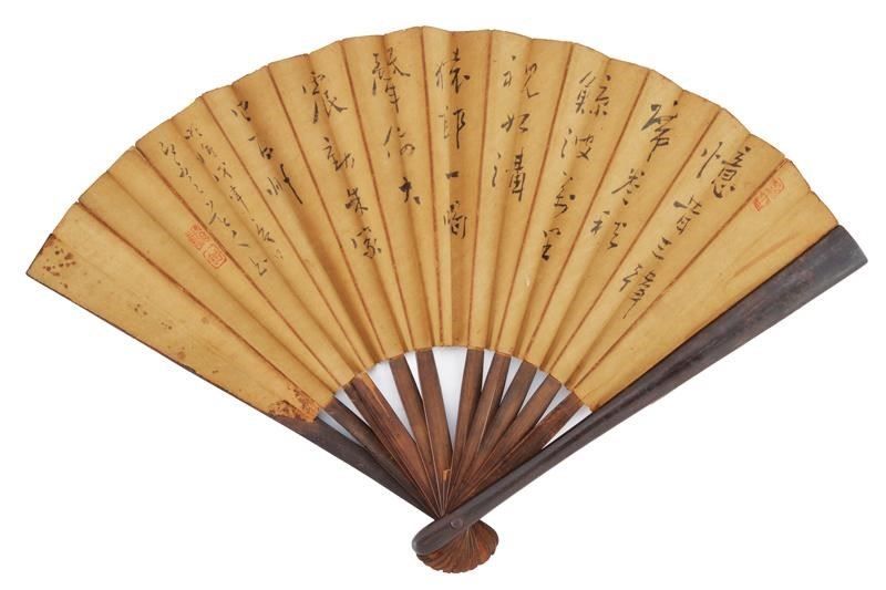 El Abanico de Kungfu como Arma: Mito o Realidad Tessen - El Abanico de Kungfu como Arma: Mito o Realidad